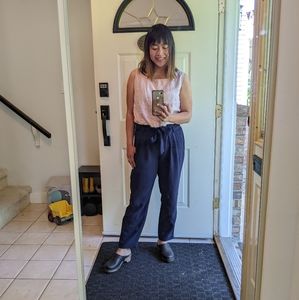 RW&Co women's pants in navy blue colour, Size Large